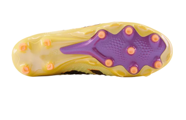 New Balance Tekela Pro Low Laced V4+ FG Energy Rush Beige